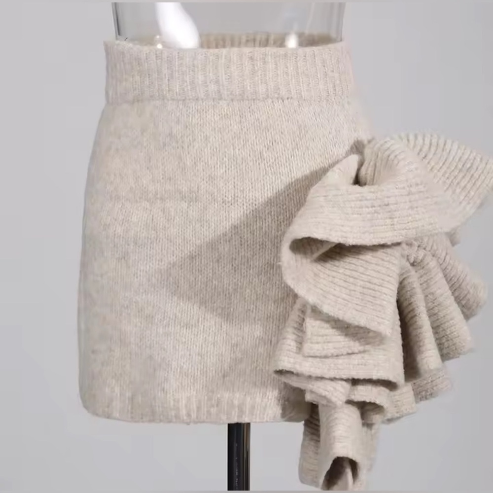 NEW $295 Tres Roe Three Piece Cream Sweater Set - Picture 7 of 10
